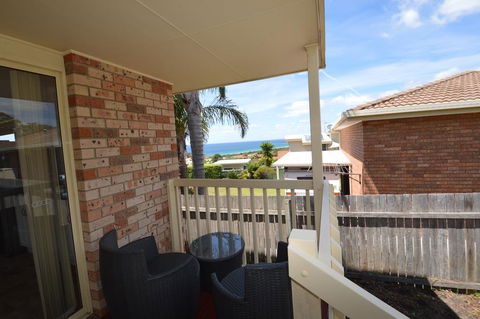 Telopea Cottage - Taree Accommodation 0