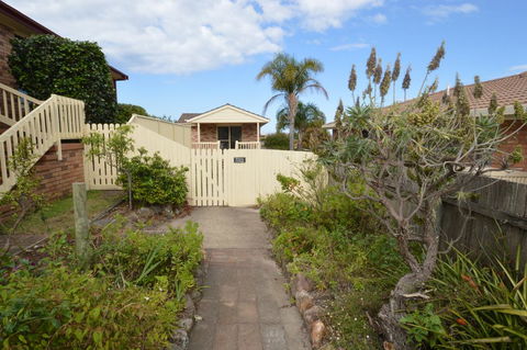 Telopea Cottage - Taree Accommodation 1