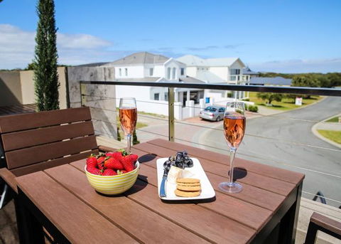 The Beach House At Bayside - Taree Accommodation 0