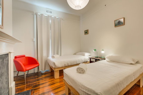 Brampton Cottage - Taree Accommodation 13
