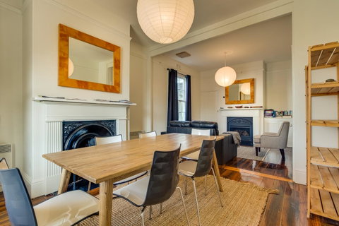 Brampton Cottage - Taree Accommodation 11