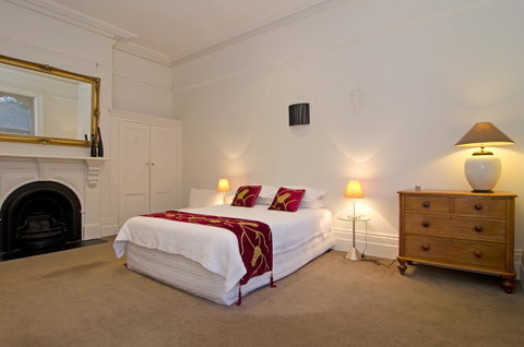 Roxburgh House Apartments - Taree Accommodation 25