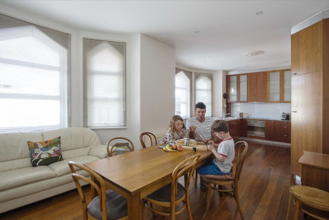 Roxburgh House Apartments - Taree Accommodation 11