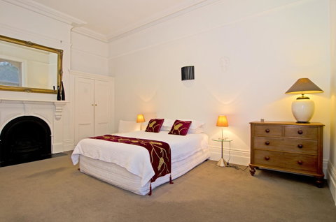 Roxburgh House Apartments - Taree Accommodation 22