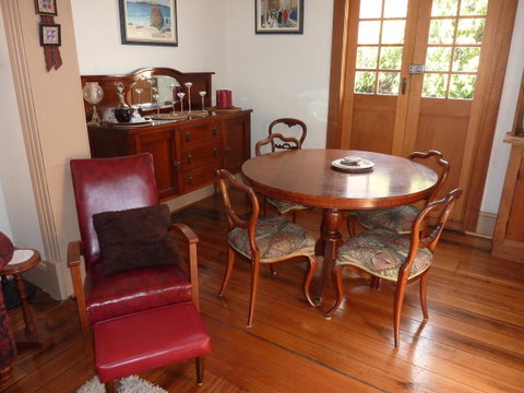 Eliza Cottage - Taree Accommodation 2