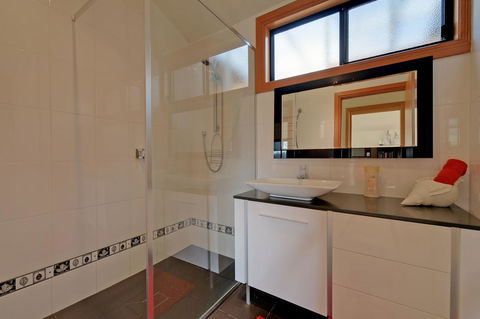 Moon River - Taree Accommodation 12