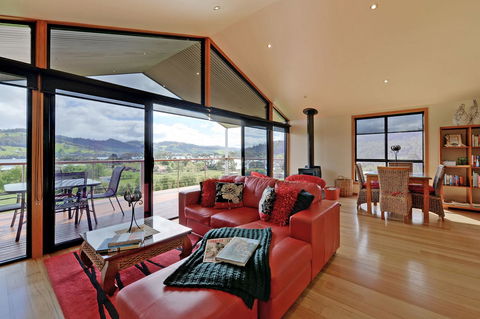 Moon River - Taree Accommodation 3
