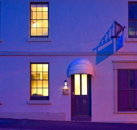 Lotus Gogh Apartment - Taree Accommodation