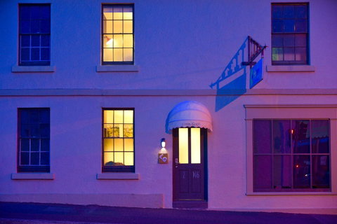 Lotus Gogh Apartment - Taree Accommodation 0