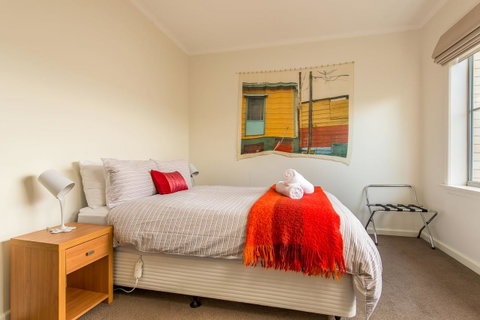 City Lights - Taree Accommodation 13