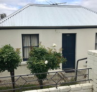 Omaroo House - panoramic water views - Taree Accommodation