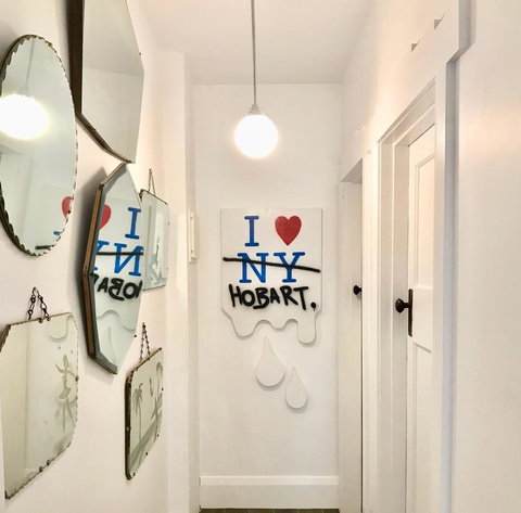 Devine Stays - Rupert #1 NOHO Art Apartment - Taree Accommodation 3