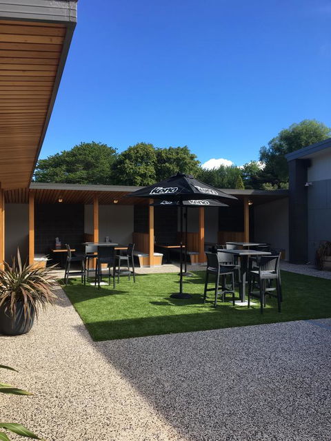 Risdon Brook Hotel - Taree Accommodation 5