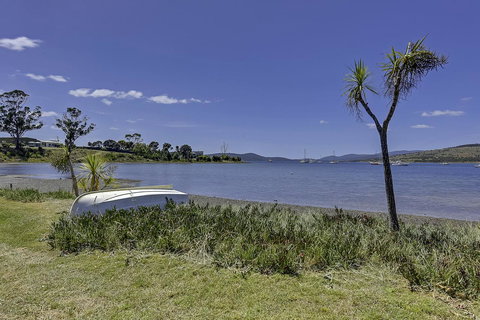 Casilda House - Taree Accommodation 7