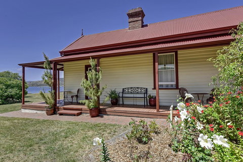 Casilda House - Taree Accommodation 12