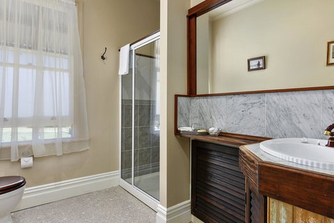 Casilda House - Taree Accommodation 3