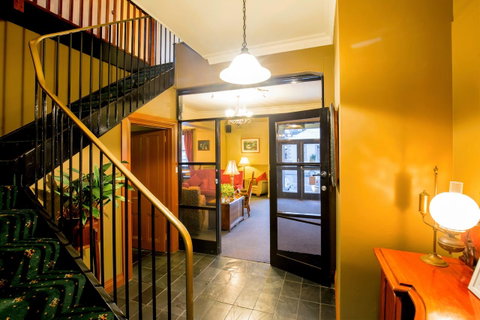 The Tasmanian Inn - Taree Accommodation 34
