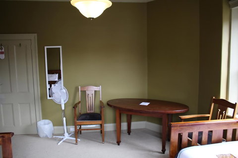The Tasmanian Inn - Taree Accommodation 28