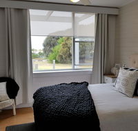 Beach Hut Scamander - Taree Accommodation