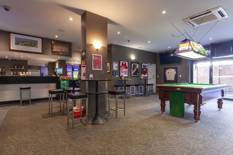 Black Buffalo - Taree Accommodation 23