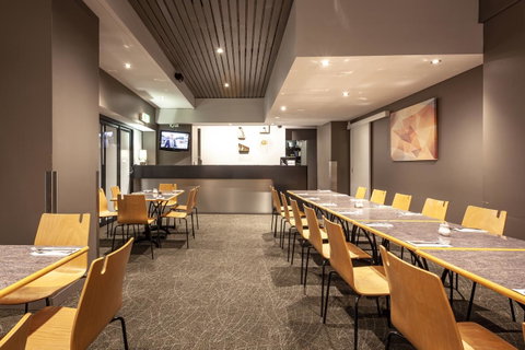 Black Buffalo - Taree Accommodation 18