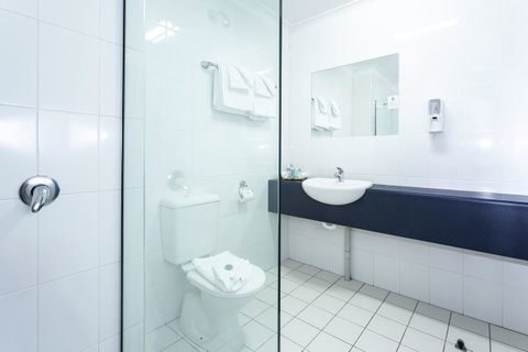 Black Buffalo - Taree Accommodation 12