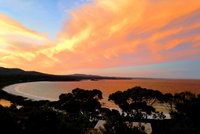 DOLPHIN LOOKOUT COTTAGE - amazing views of the Bay of Fires