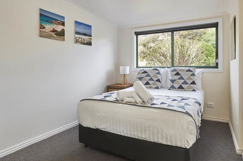 DOLPHIN LOOKOUT COTTAGE - Amazing Views Of The Bay Of Fires - Taree Accommodation 15