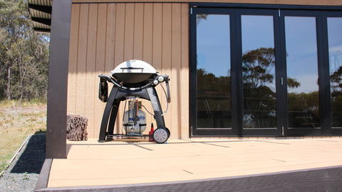 BAY OF FIRES ECO HUT Off Grid Experience At Binalong Bay - Taree Accommodation 14