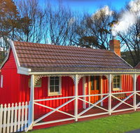 Platypus Playground Riverside Cottage - Taree Accommodation