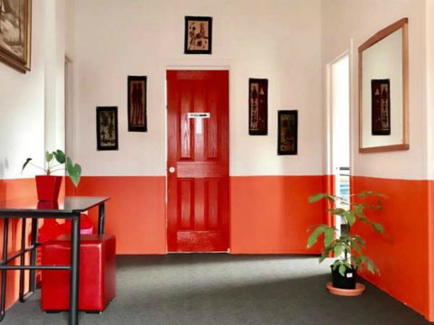 Hobart's Accommodation & Hostel - Taree Accommodation 2