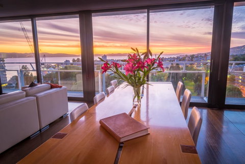 Avalon City Retreat - Taree Accommodation 21