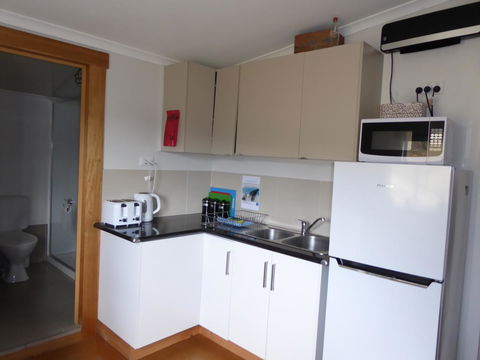 Riders Hut - Derby - Taree Accommodation 7