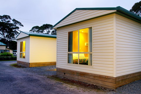 Strahan Beach Tourist Park - Taree Accommodation 7