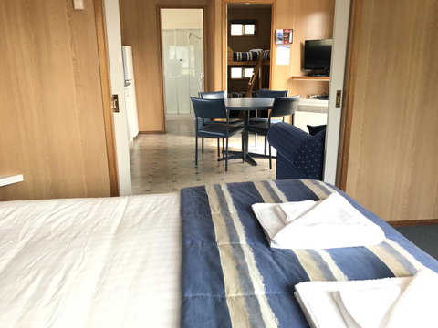 Strahan Beach Tourist Park - Taree Accommodation 2