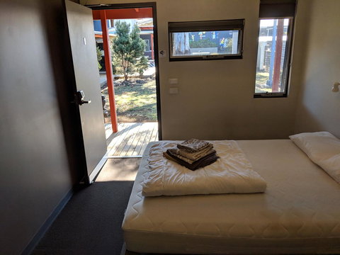 Swansea Backpacker Lodge - Taree Accommodation 6