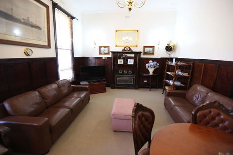 Point Lonsdale Guest House - Taree Accommodation 16