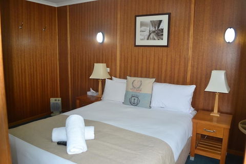 Point Lonsdale Guest House - Taree Accommodation 6