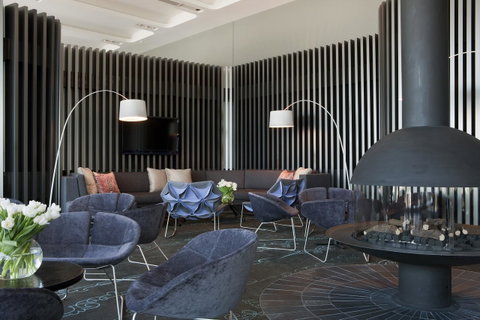 Crown Metropol Melbourne - Taree Accommodation 9