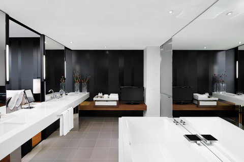 Crown Metropol Melbourne - Taree Accommodation 7