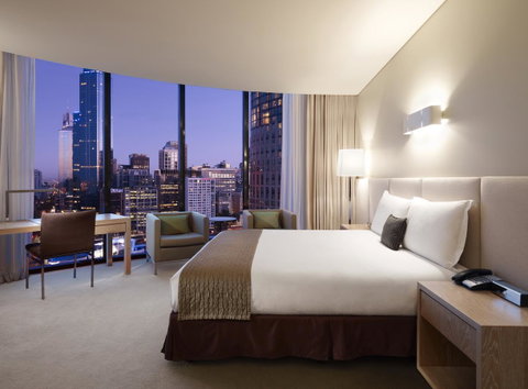 Crown Promenade Melbourne - Taree Accommodation 9