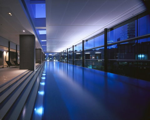 Crown Promenade Melbourne - Taree Accommodation 14