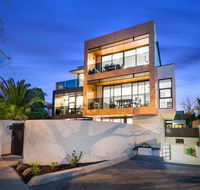 Manhattan Apartments - Caulfield North - Taree Accommodation