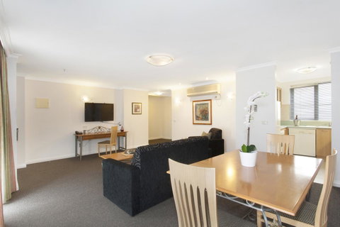 Melbourne Metropole Central Official - Taree Accommodation 40