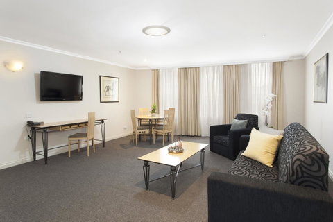 Melbourne Metropole Central Official - Taree Accommodation 24