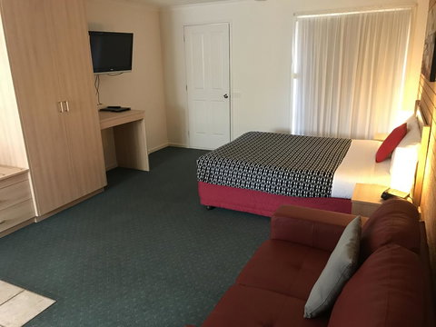 Beachcomber Motel & Apartments - Taree Accommodation 8
