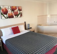 Beachcomber Motel  Apartments - Taree Accommodation
