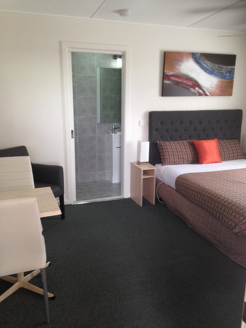 Beachcomber Motel & Apartments - Taree Accommodation 18