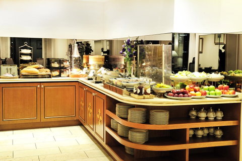 The Langham Melbourne - Taree Accommodation 14