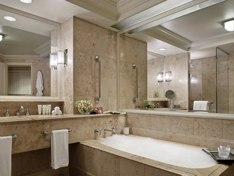 The Langham Melbourne - Taree Accommodation 19